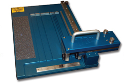 TMI 22-76 Corrugated Sample Cutter